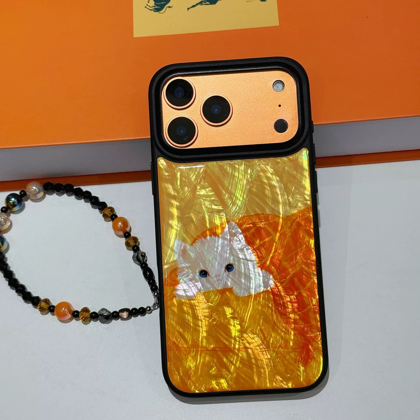 Lucky White Cat Case