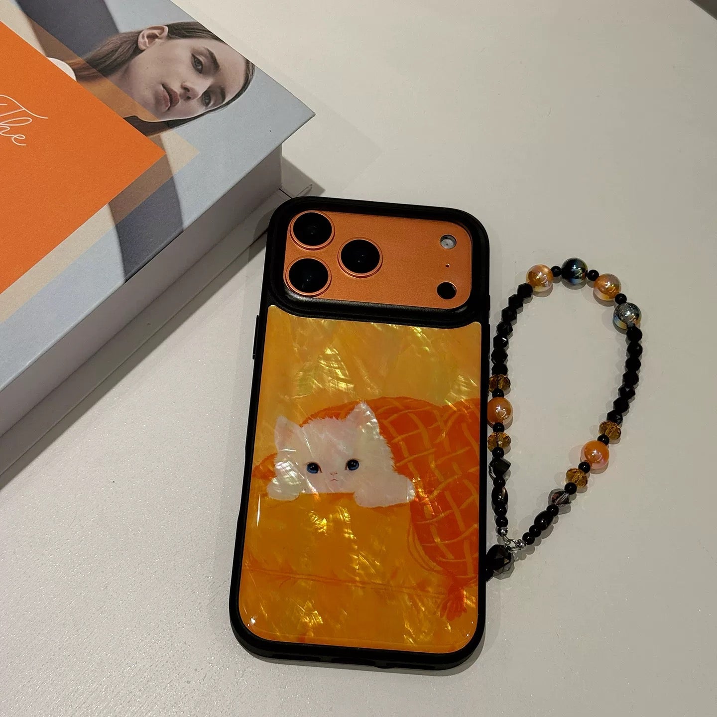 Lucky White Cat Case
