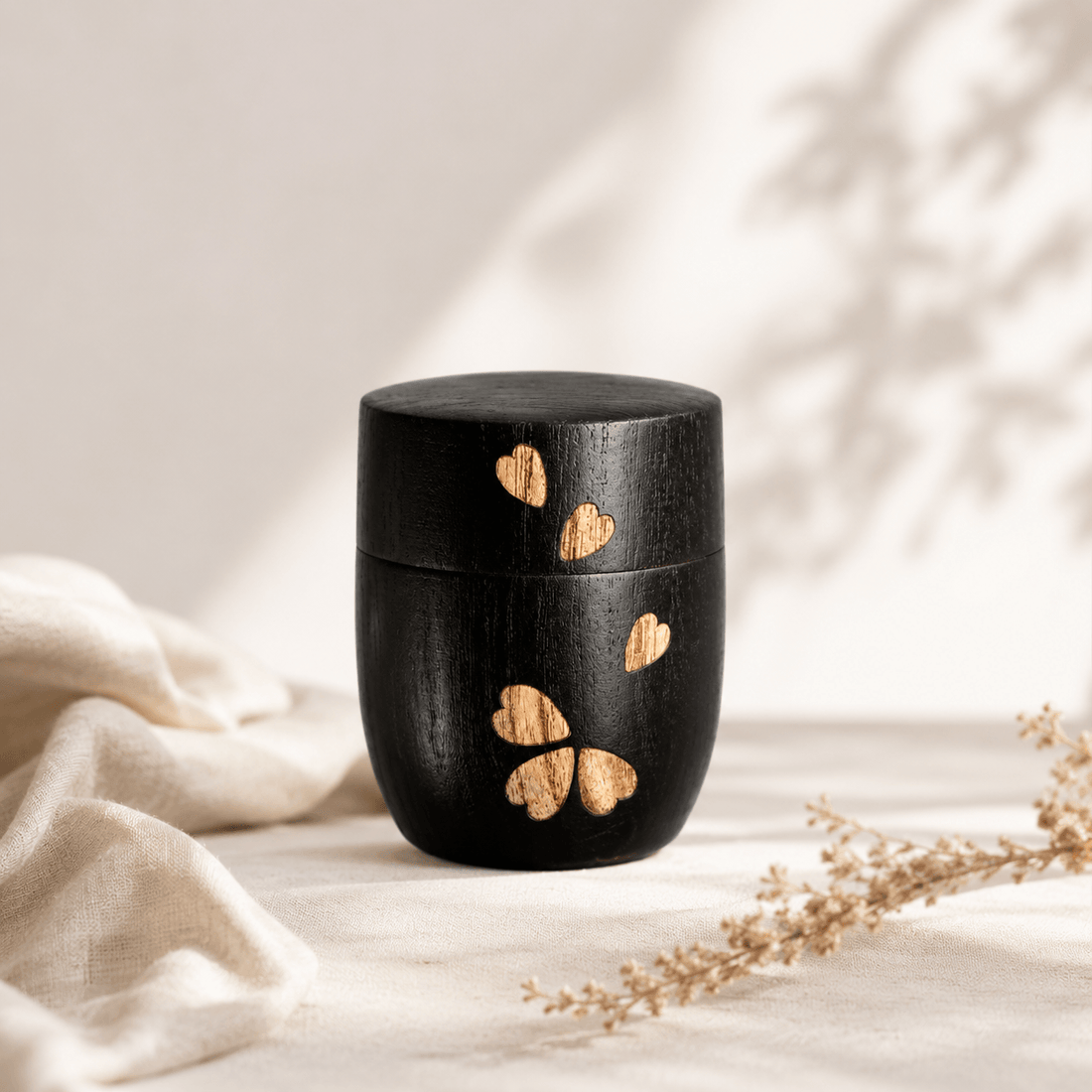 Lacquered Travel Tea Caddy